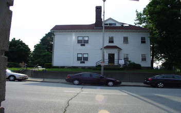 33 Chestnut St in Worcester, MA - Building Photo - Building Photo