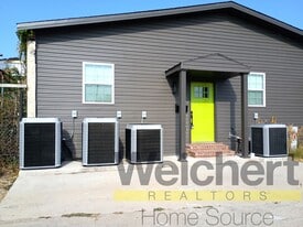 213 N Pruett St in Paragould, AR - Building Photo