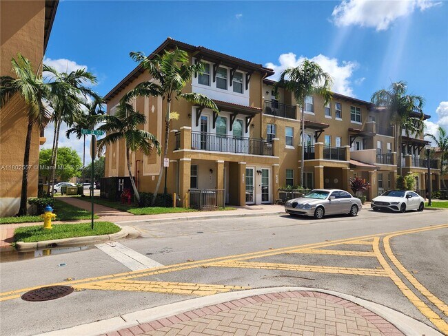 14677 SW 9th St in Pembroke Pines, FL - Building Photo - Building Photo