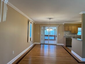 16035 S Parker Rd in Homer Glen, IL - Building Photo - Building Photo