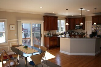 18 5th Ave in Watertown, MA - Building Photo - Building Photo