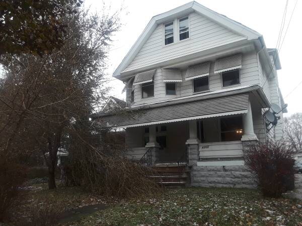 4305 E 71st St in Cleveland, OH - Building Photo