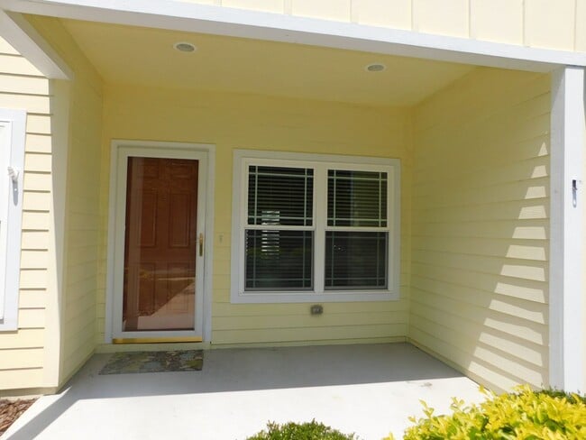 5156 NW 21st Dr in Gainesville, FL - Building Photo - Building Photo