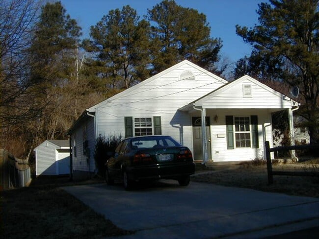 property at 1625 Center Ave