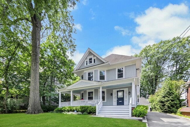 property at 78 Franklin St