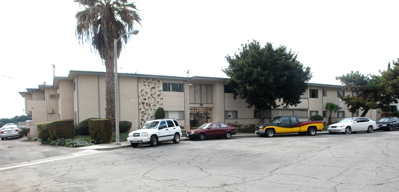 The Las Vegas Apartments in Pomona, CA - Building Photo