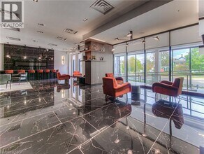 181 King St S in Waterloo, ON - Building Photo - Building Photo