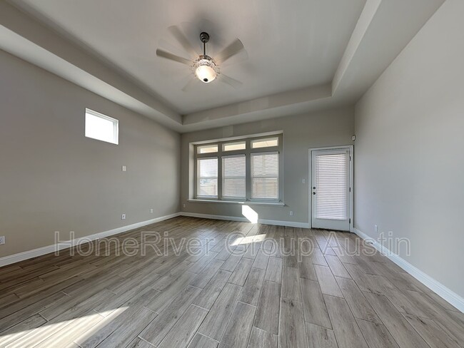 405 Bright Star Ln in Andice, TX - Building Photo - Building Photo