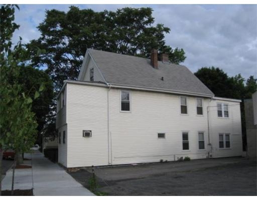 2574 Massachusetts Ave in Cambridge, MA - Foto de edificio