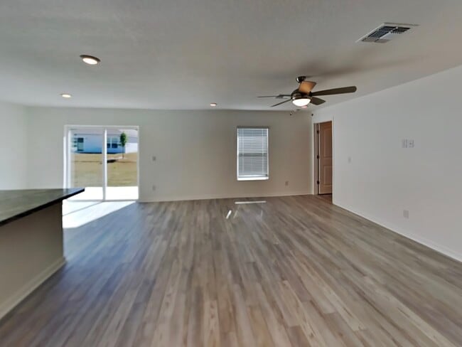 213 Linda Ln in Auburndale, FL - Building Photo - Building Photo