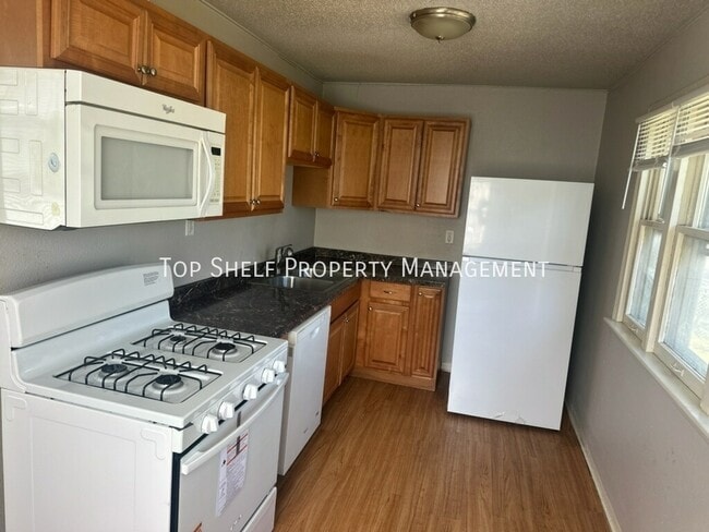 property at 1438 9th St