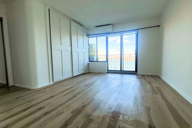 property at 2540-40 Shore Blvd