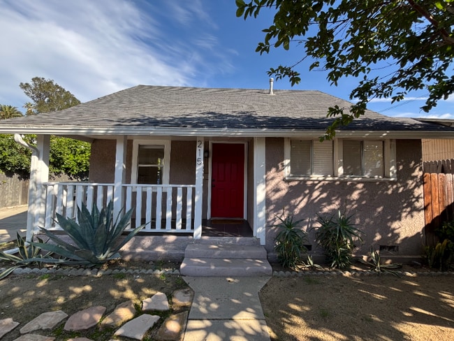 property at 215 S Avenue 58