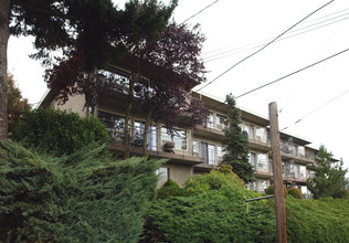 Fountain Court Apartments in Seattle, WA - Building Photo - Building Photo