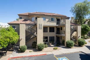 Tuscany Villas Condominium in Phoenix, AZ - Building Photo