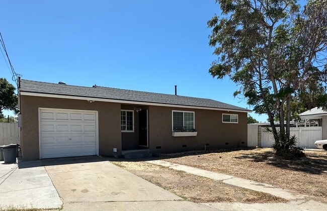 property at 6041 Albemarle St