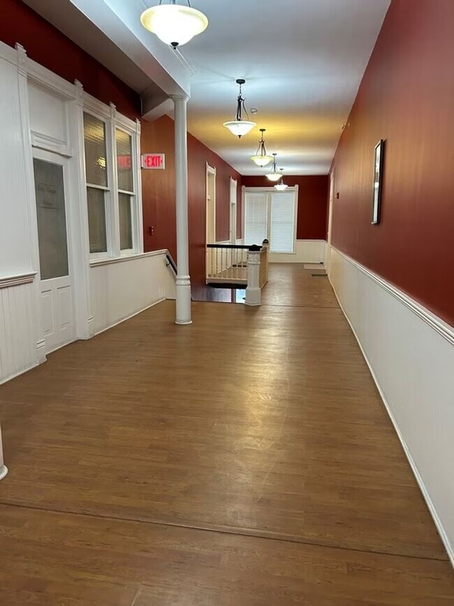 200 E 9th St in Hopkinsville, KY - Foto de edificio - Building Photo