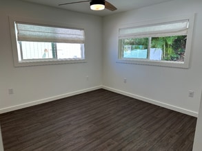 1235 Manulani St in Kailua, HI - Building Photo - Building Photo