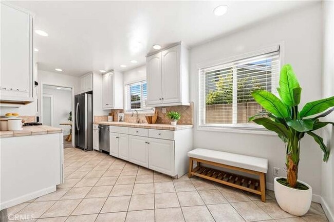 5402 Anthony Ave in Garden Grove, CA - Building Photo - Building Photo