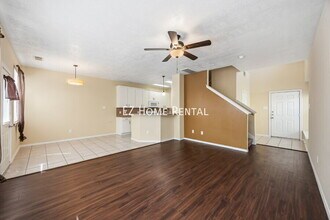 2939 Hackamore Hollow Ln in Houston, TX - Building Photo - Building Photo