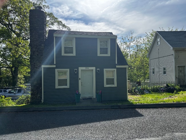 395 Old Waterbury Rd in Southbury, CT - Building Photo - Building Photo