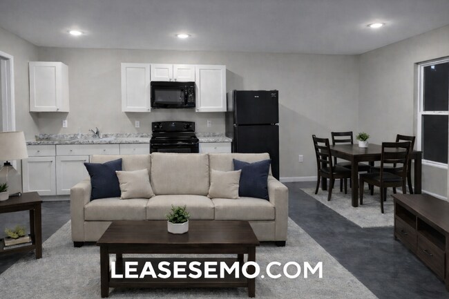 62 Presley Ave in Jackson, MO - Building Photo - Building Photo