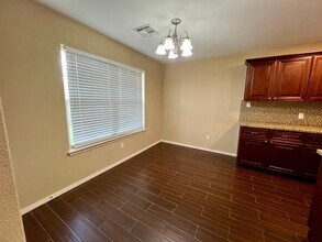 511 Ridge Point Dr in Fort Smith, AR - Building Photo - Building Photo
