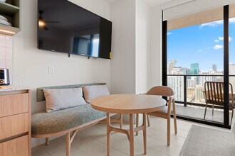 159 NE 6th St in Miami, FL - Building Photo - Building Photo