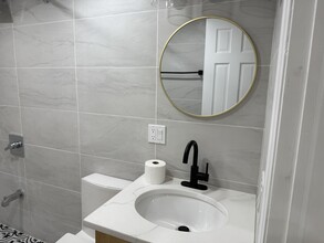 15132 81st St, Unit LL #1 in Howard Beach, NY - Building Photo - Building Photo