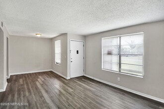 473 Bentwood Ln in Orange Park, FL - Building Photo - Building Photo