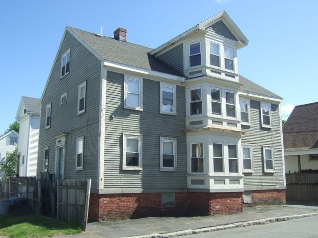 2-4 Emerton St in Salem, MA - Foto de edificio