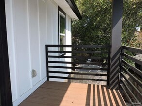 1702 E La Rua St in Pensacola, FL - Building Photo - Building Photo