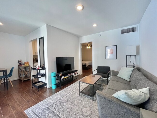 412 Pacific St in Houston, TX - Building Photo - Building Photo