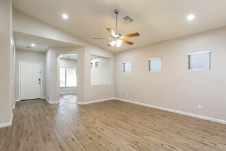 7110 W Superior Ave in Phoenix, AZ - Building Photo - Building Photo