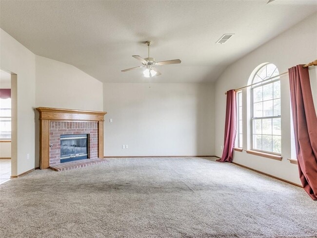 10833 Ohara Ln in Midwest City, OK - Building Photo - Building Photo