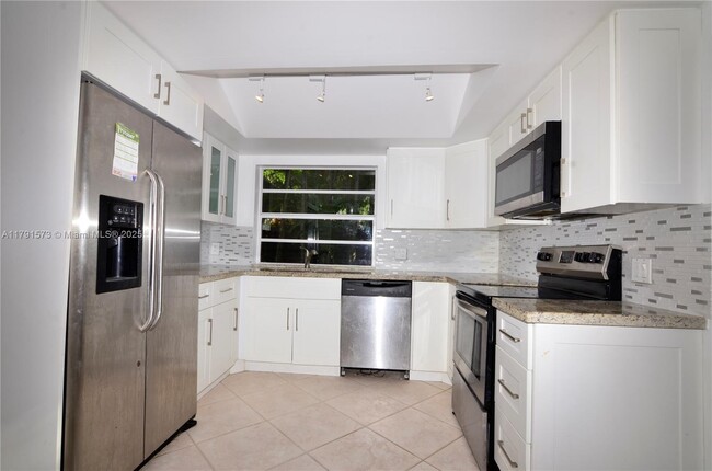 13224 SW 111th Terrace in Miami, FL - Building Photo - Building Photo