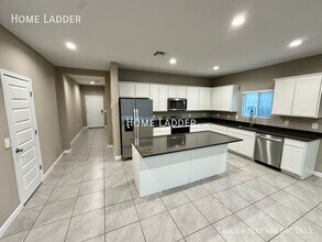 36725 N Alderney Ct in San Tan Valley, AZ - Building Photo - Building Photo