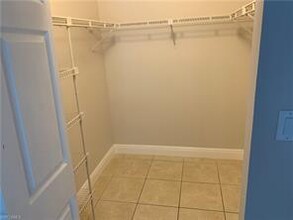 5317 Summerlin Rd-Unit -1706 in Ft. Myers, FL - Building Photo - Building Photo