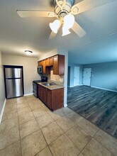 320 Hanna Ave, Unit B7 in Loveland, OH - Foto de edificio - Building Photo