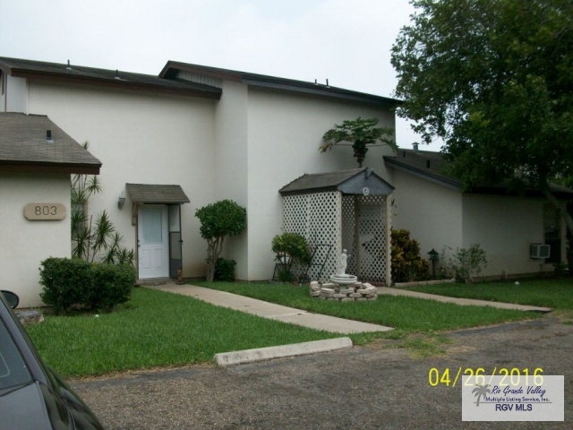 803 Continental Dr in Brownsville, TX - Building Photo