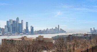 5407 JFK Blvd E in West New York, NJ - Building Photo