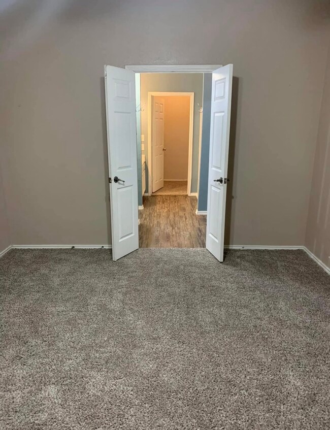 6918 Heathers Way in San Antonio, TX - Foto de edificio - Building Photo