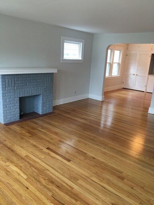 3204 French St in Erie, PA - Building Photo