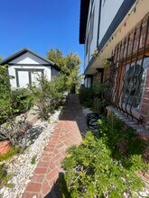 19122 Clymer St in Los Angeles, CA - Building Photo - Building Photo