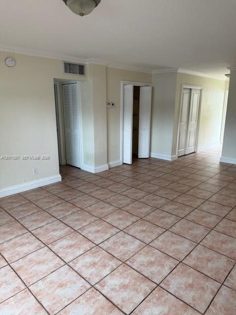 6707 N Kendall Dr in Pinecrest, FL - Building Photo - Building Photo