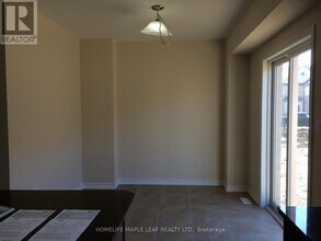 14 Cohoe St in Brampton, ON - Building Photo - Building Photo