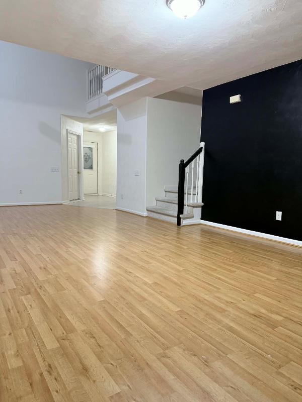 5425 Port Royal Dr in Virginia Beach, VA - Foto de edificio - Building Photo