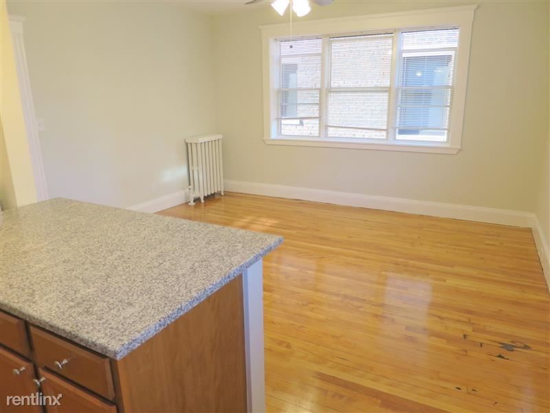 473 Broadway-Unit -Apt 2 in Medford, MA - Building Photo