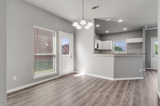 2336 Homewood Ln in Grand Prairie, TX - Building Photo - Building Photo
