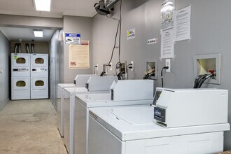 Greenfield Manor in Detroit, MI - Building Photo - Interior Photo